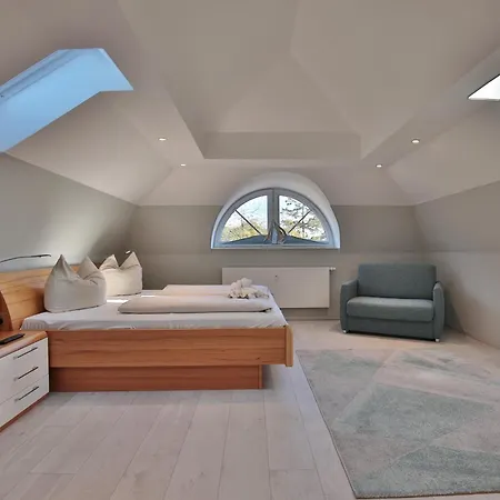 Haus Schaefer Apartment